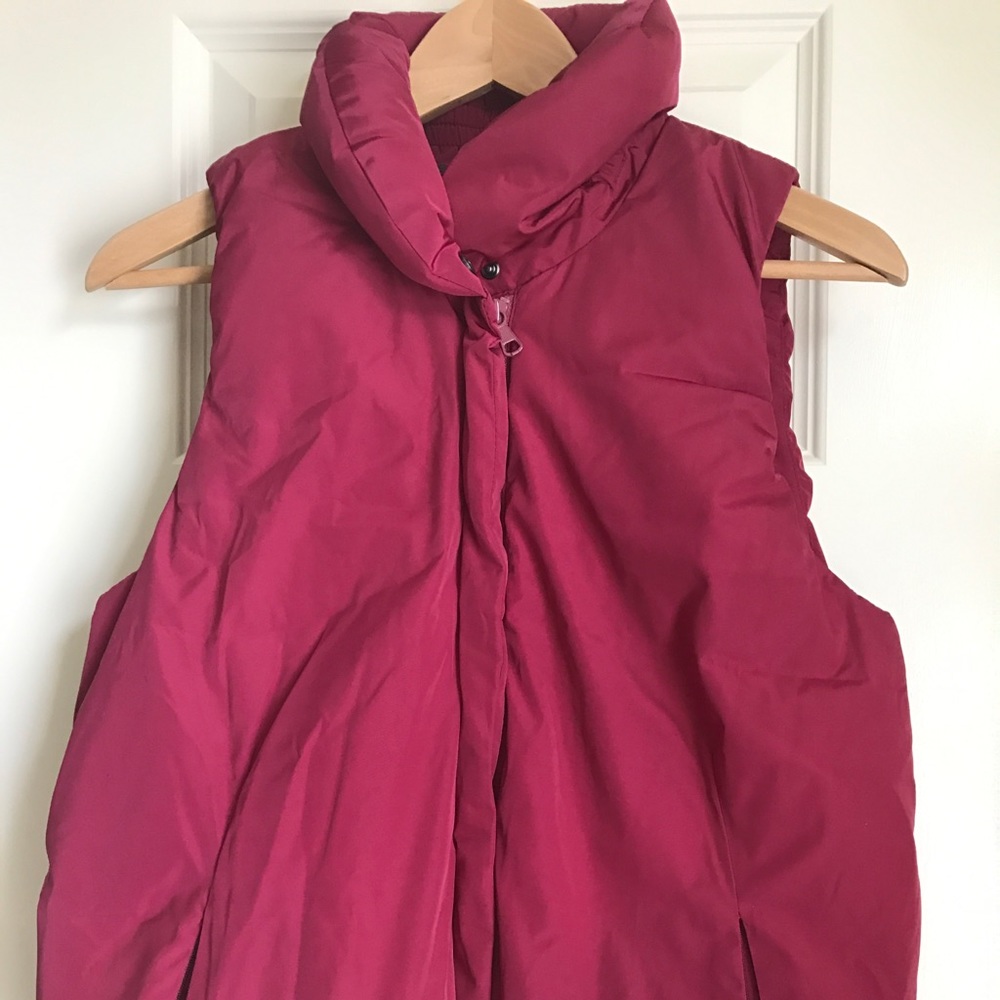 Gap fluffy vest